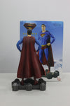 DC - Superman Maquette